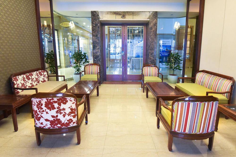The Howard Plaza Hotel Kaohsiung Eksteriør billede Lobby